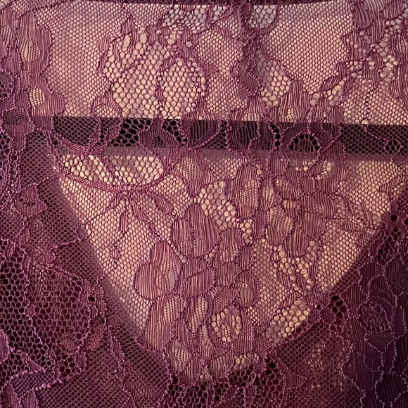 Vanity Wine color 3/4 sleeve shirt w/lace - Picture 3 of 6